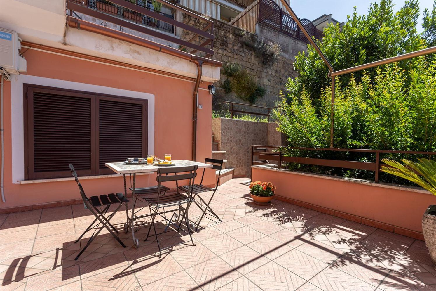 Comodo Loft Vicino La Metro Battistini Con Garage Рим Екстер'єр фото